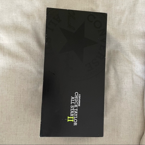 Converse Chuck Taylor All Star II - Picture 2 of 8